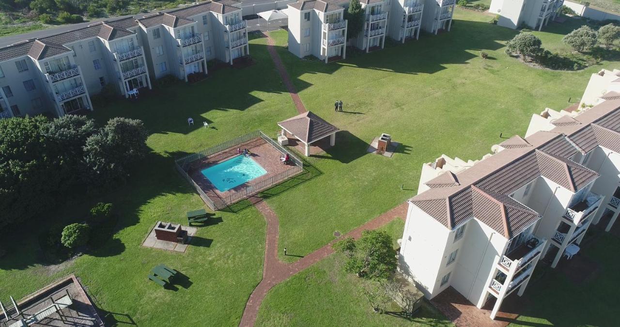 Hermanus Beach Club Apartment Екстериор снимка