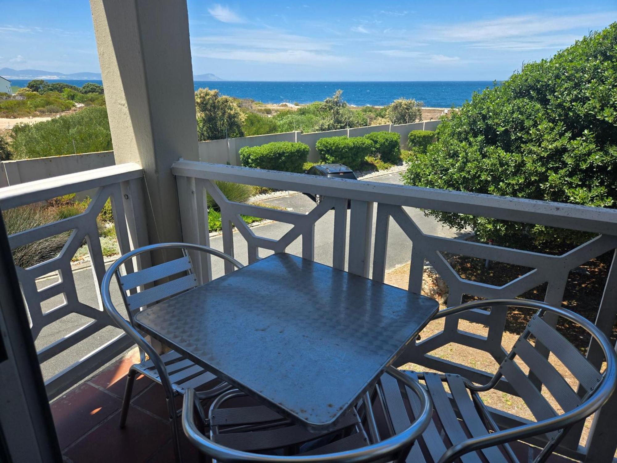 Hermanus Beach Club Стая снимка