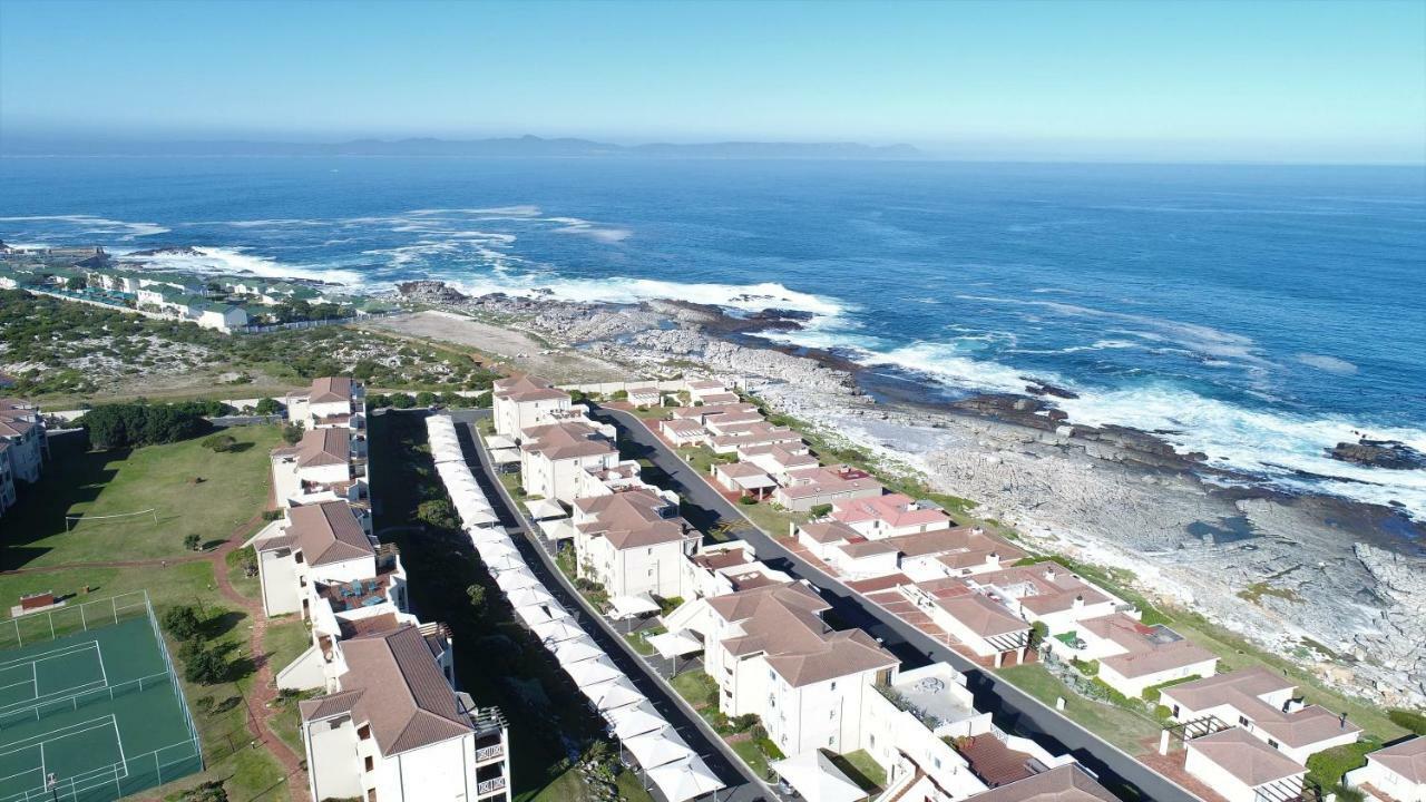 Hermanus Beach Club Apartment Екстериор снимка